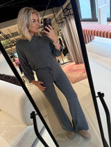 64.208 Trousers