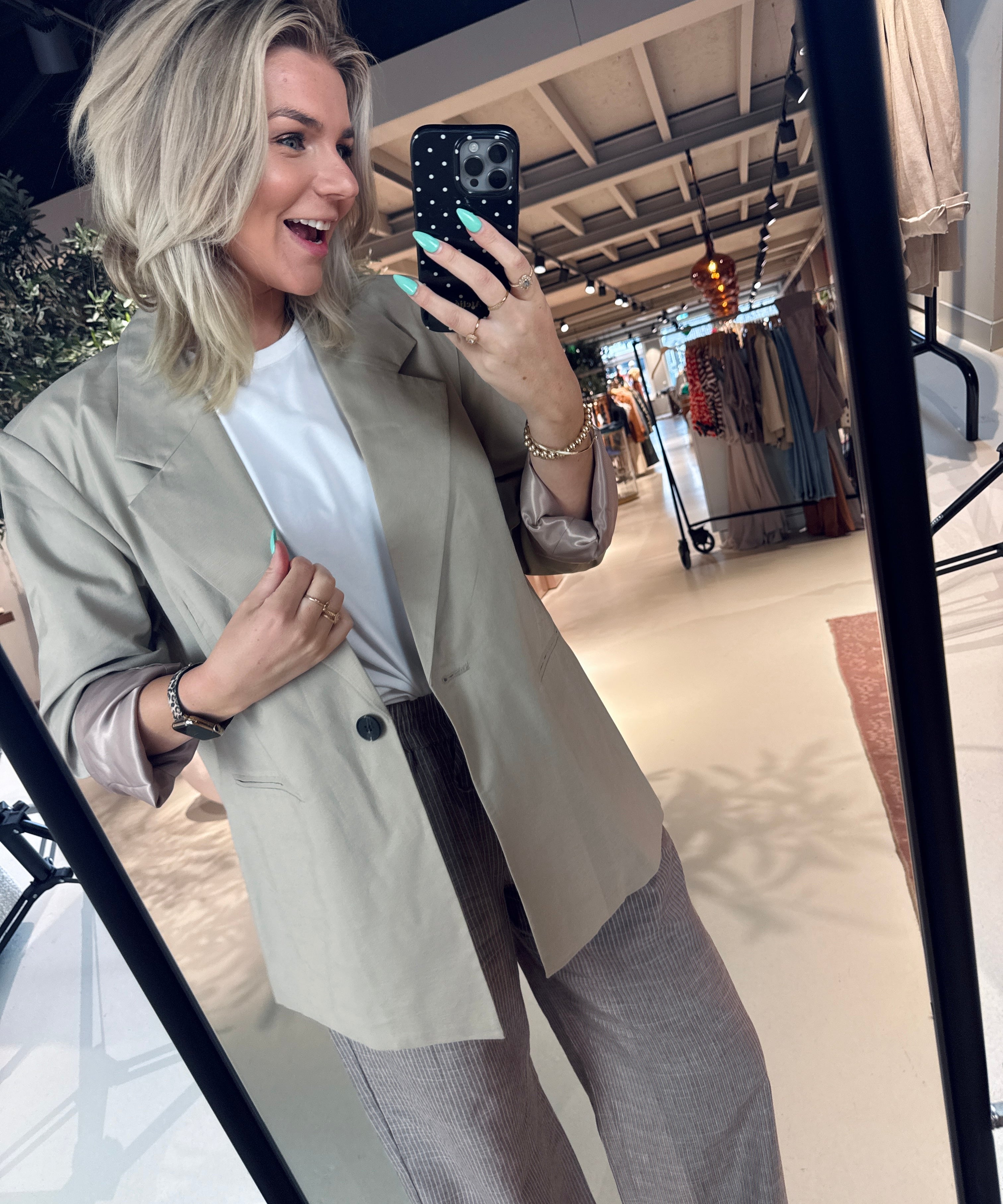 LeilaCC Power Blazer beige voor dames van Co'Couture
