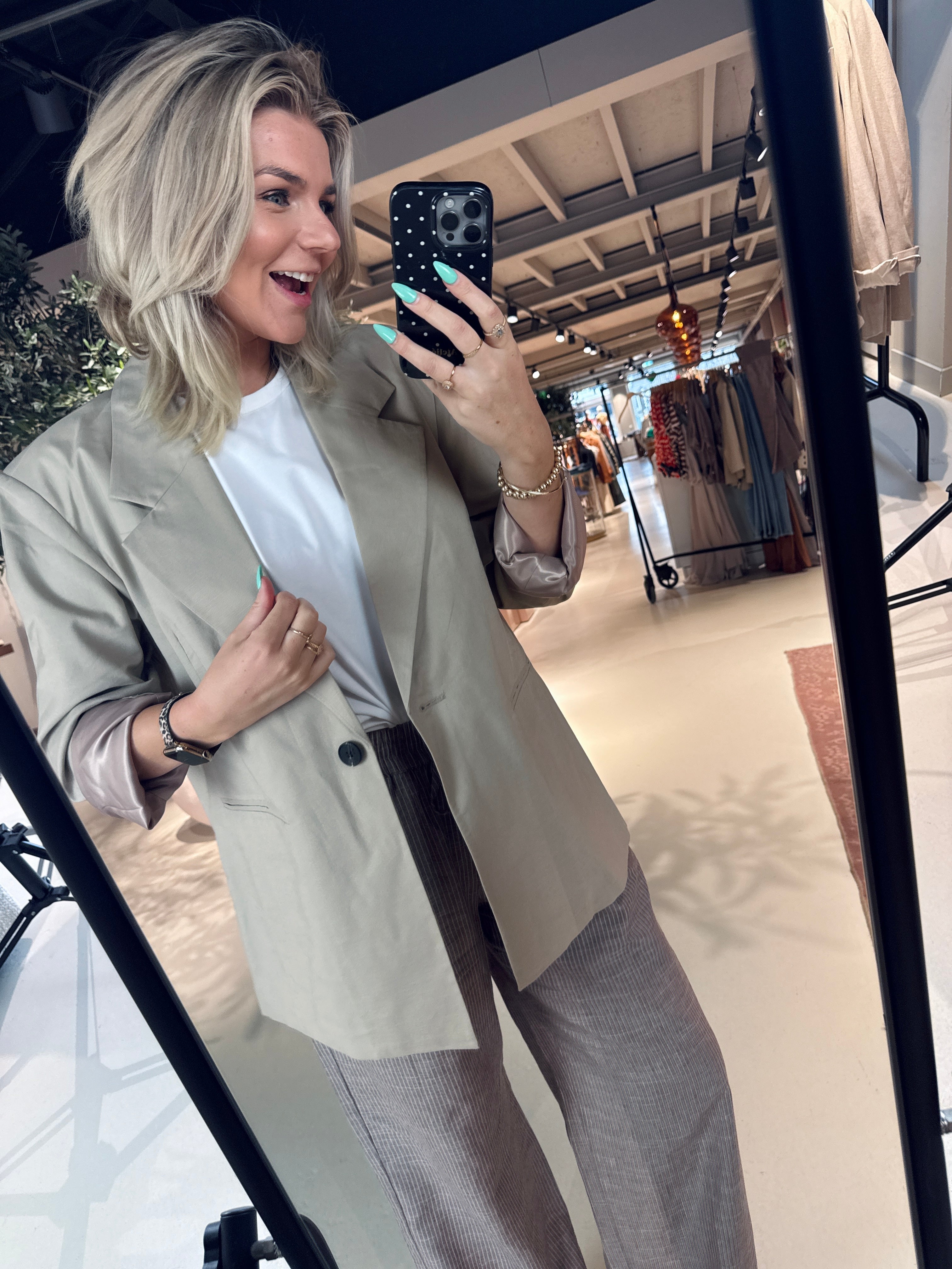 LeilaCC Power Blazer beige voor dames van Co'Couture