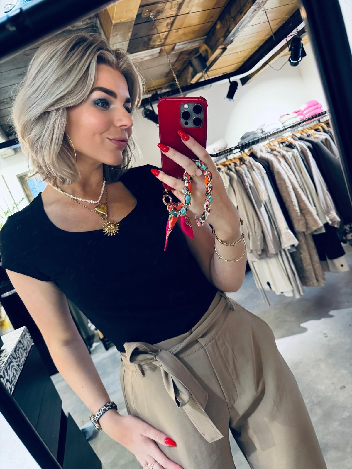 63.314 Core Black 6399