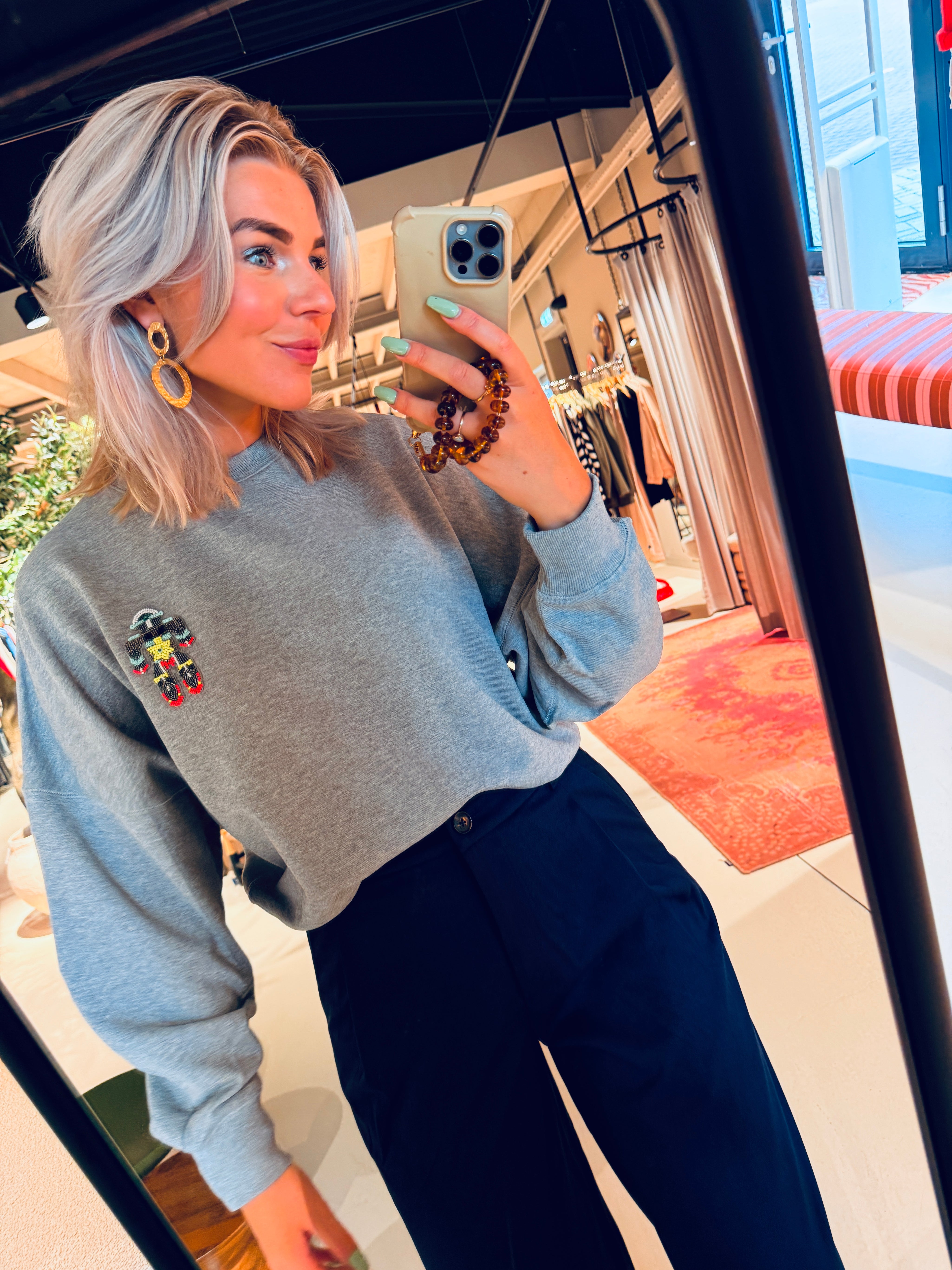 Ibernatus embroidered sweat