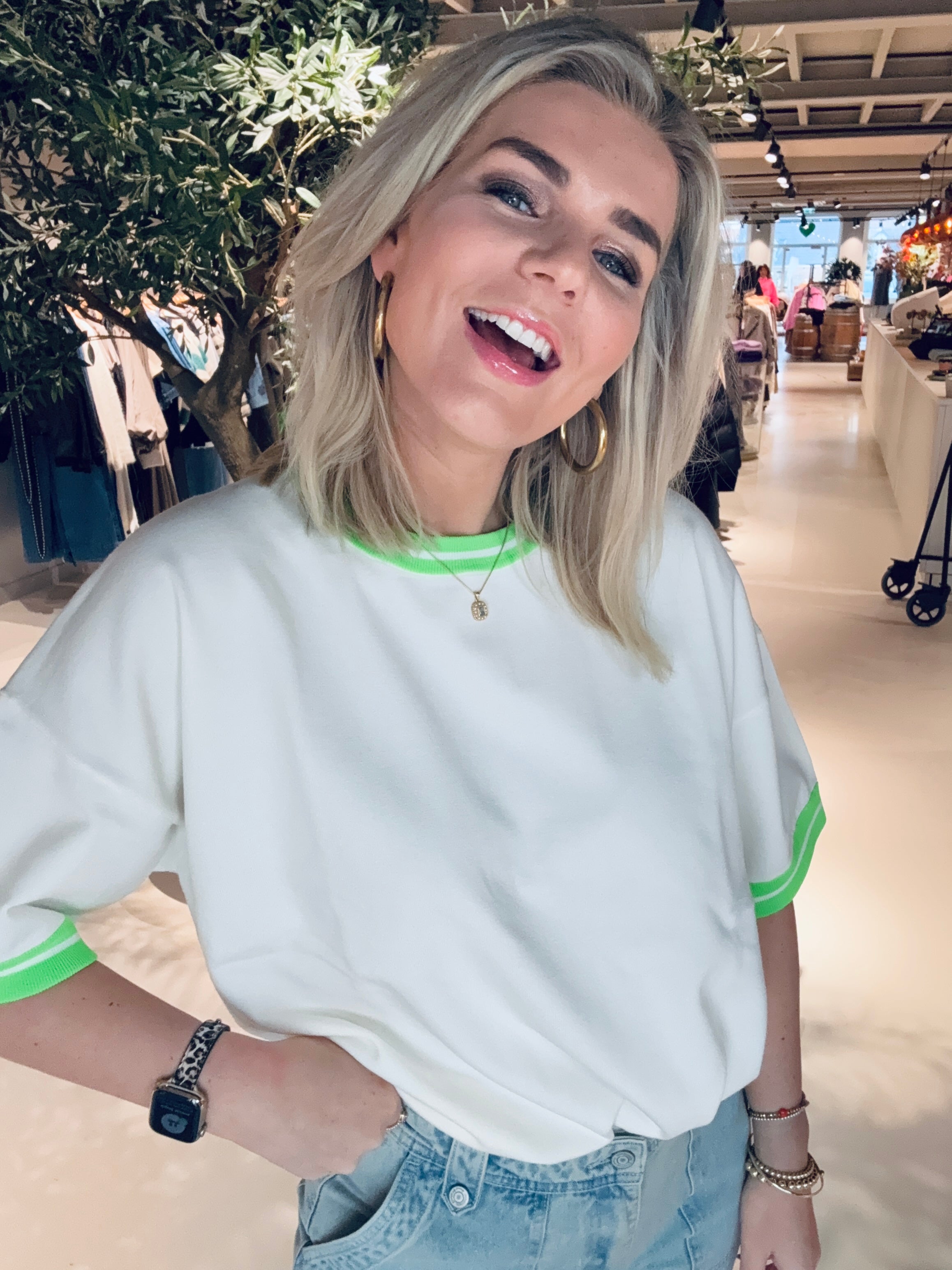 Jismart Oversized Pullover Essentiel Antwerp