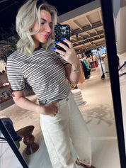 Janet T-shirt met strepen en touw accent aan de mouw