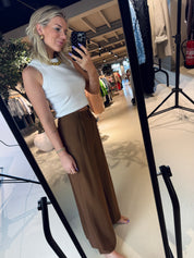 65.689 Trousers