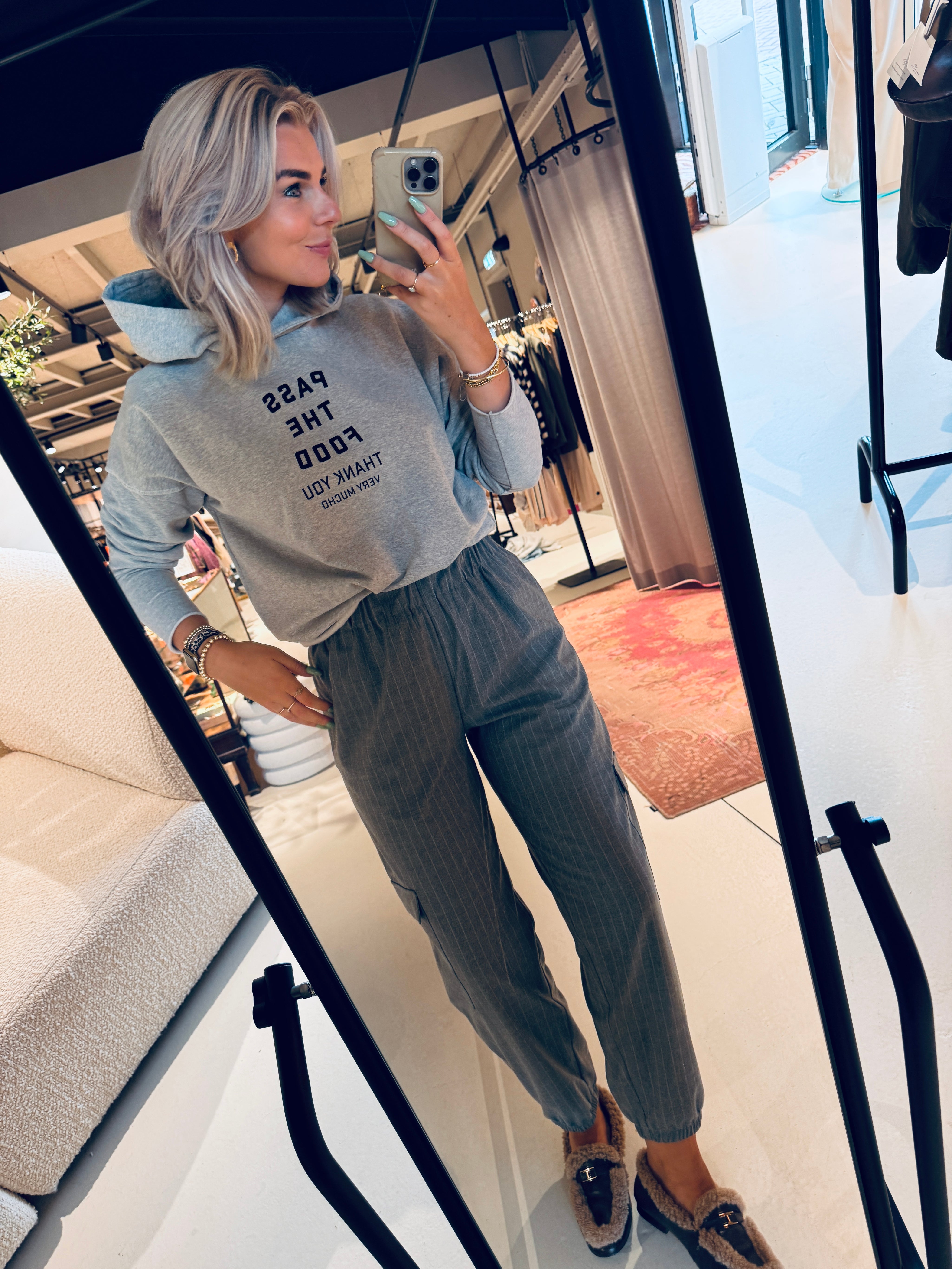 W25N1624 Trousers stripe - Grey mel.