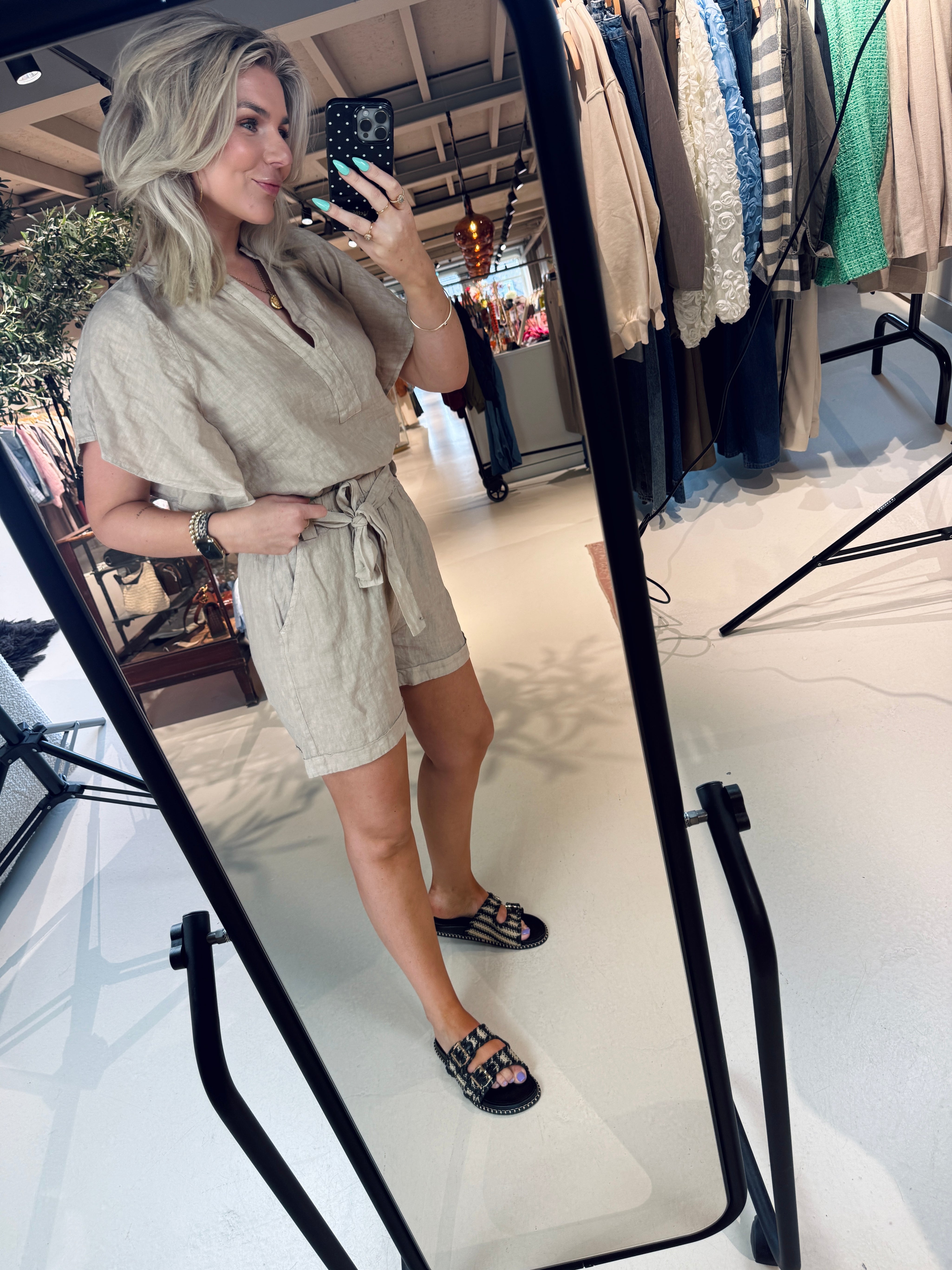 June linen shorts in beige en zwart voor dames van By-Bar