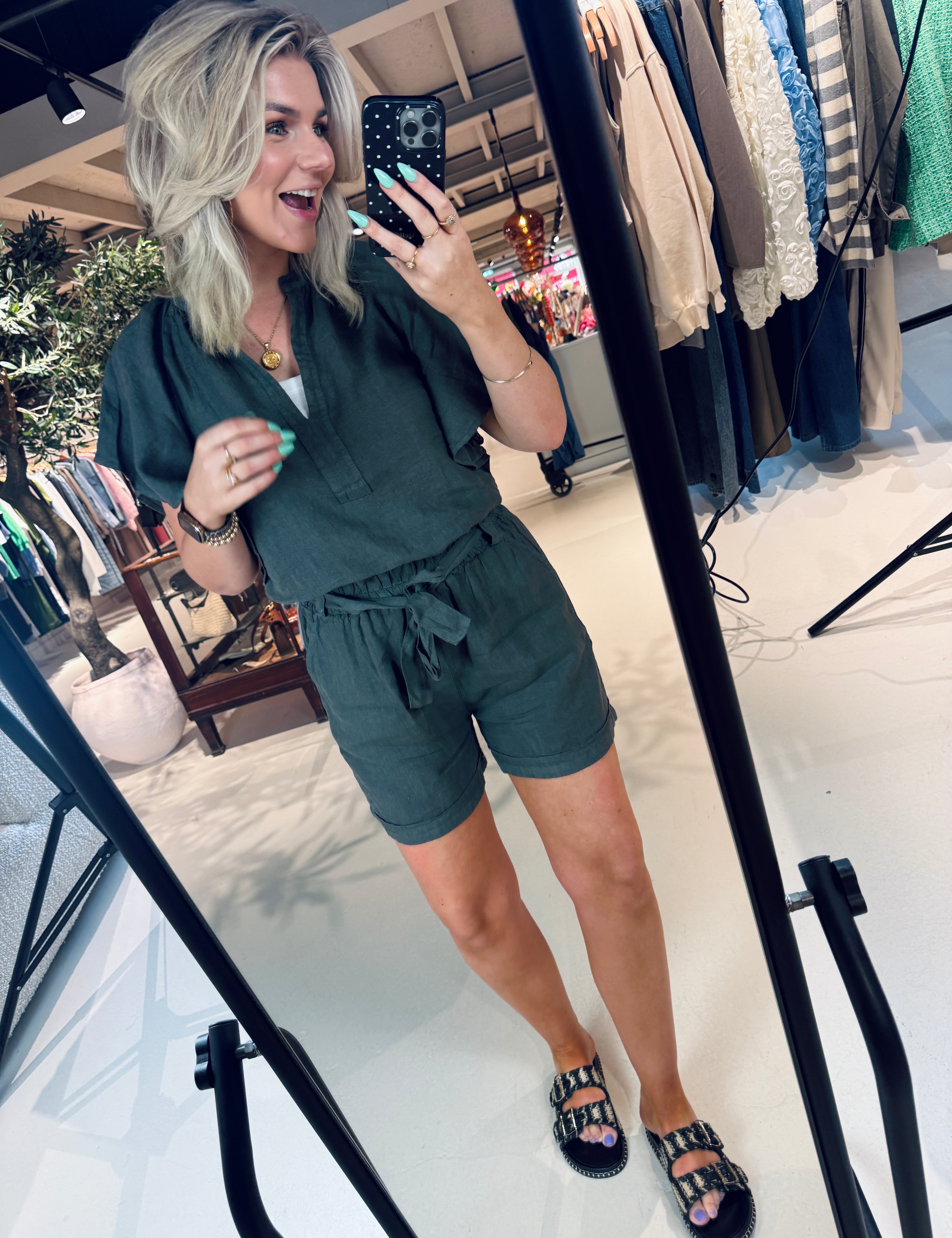 June linen shorts in beige en zwart voor dames van By-Bar