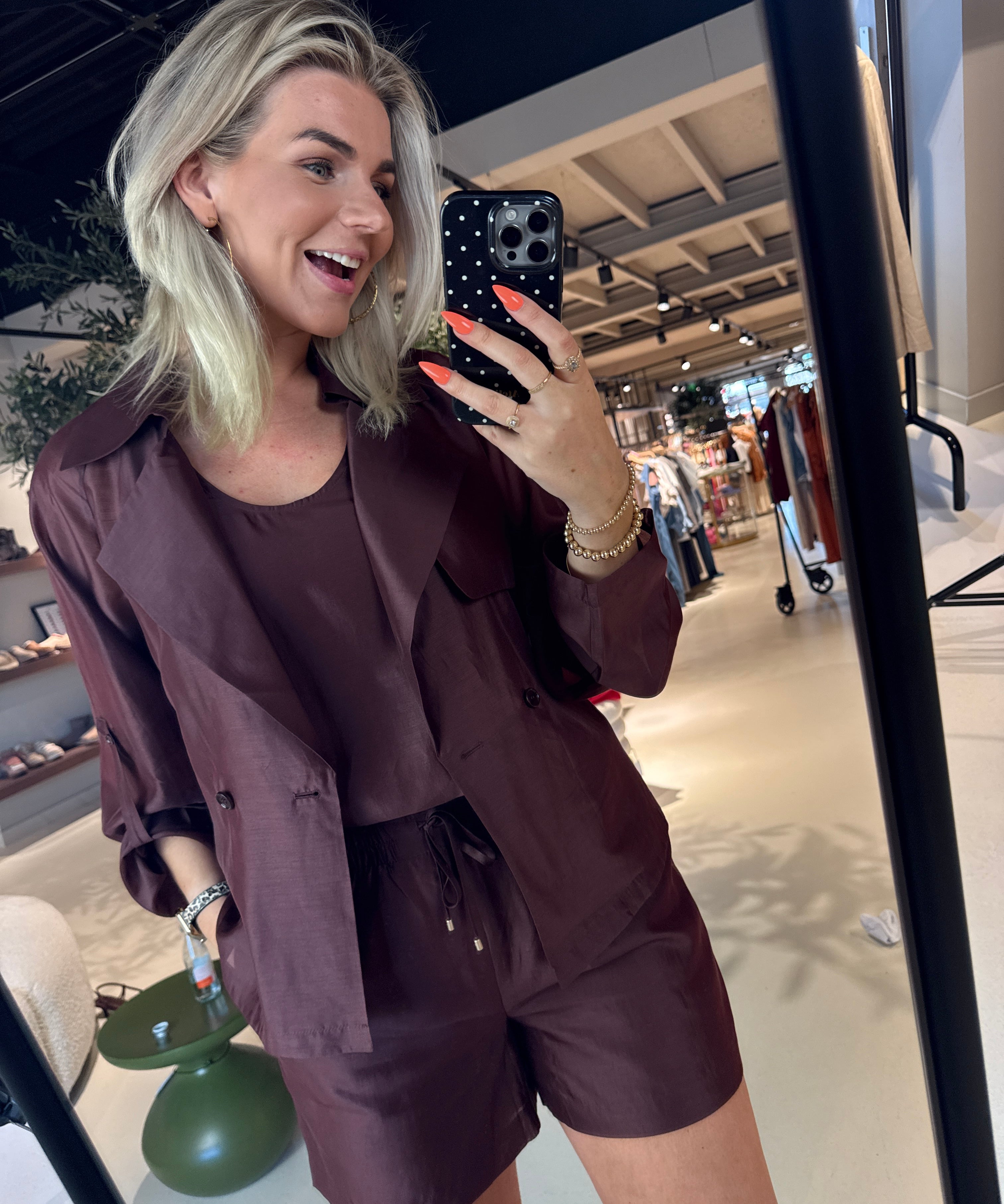 Svea short trench blazer met strikceintuur voor dames van dante6