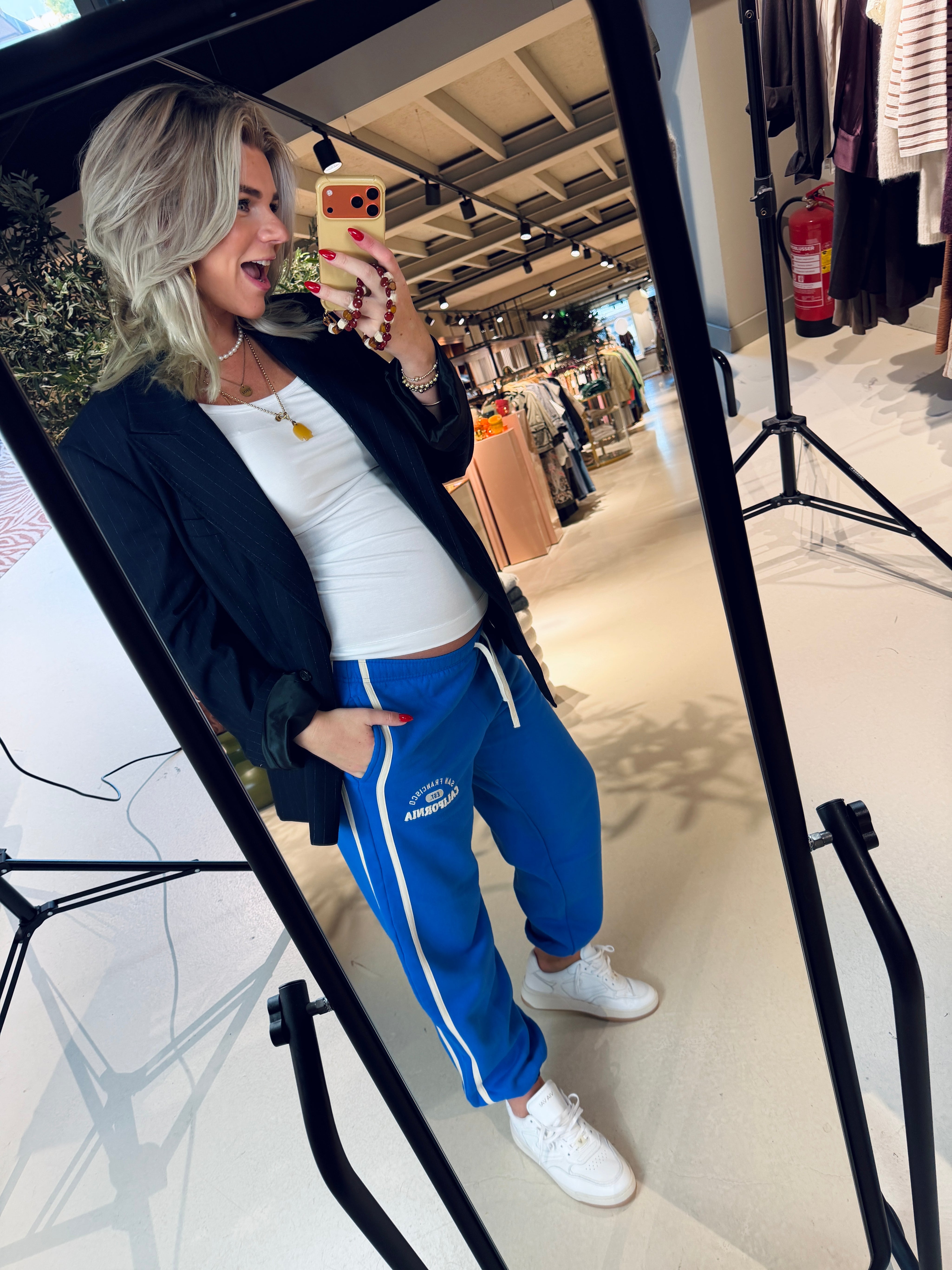 W26N1755 Blazer