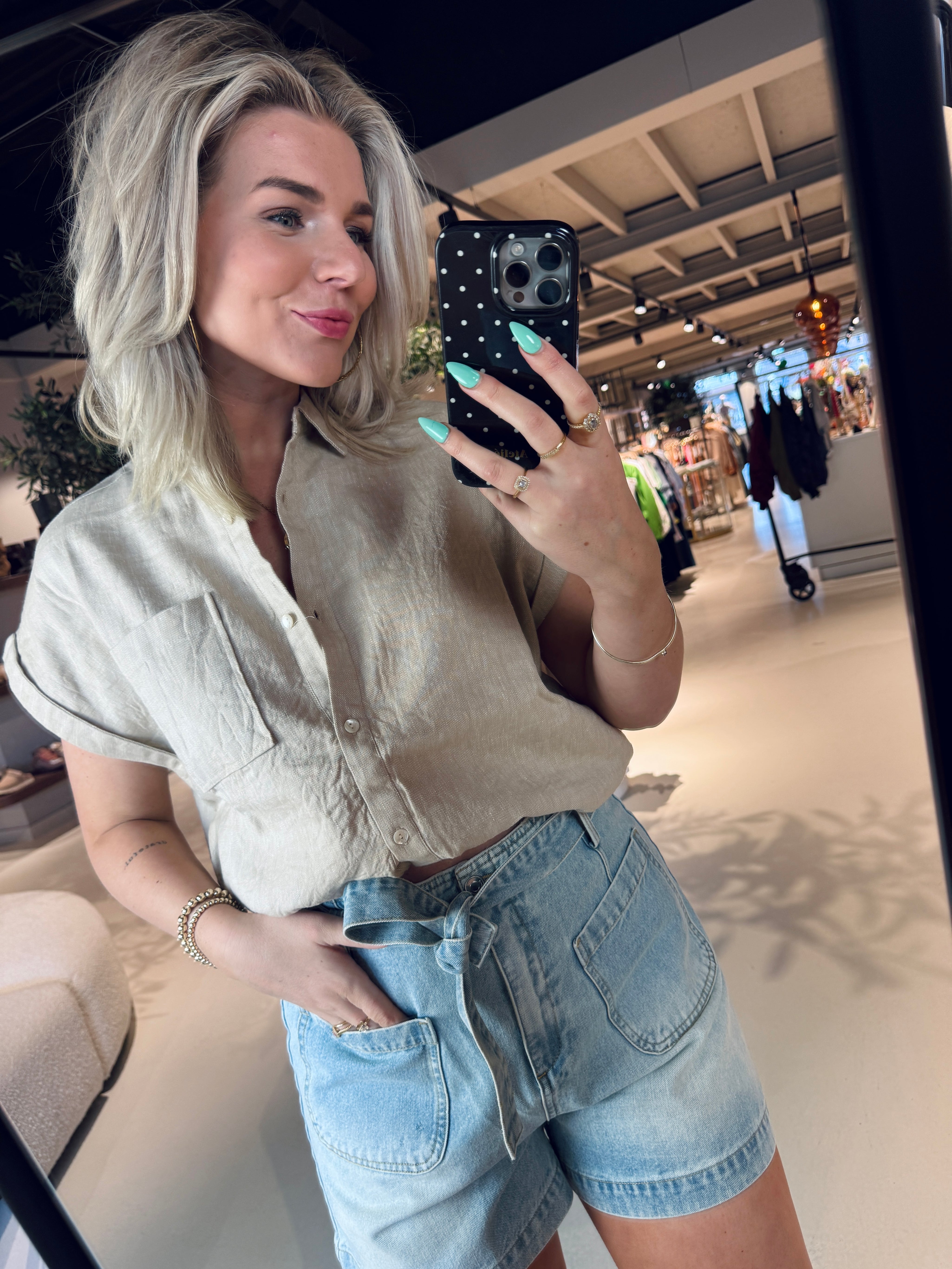 Kelly Bluse