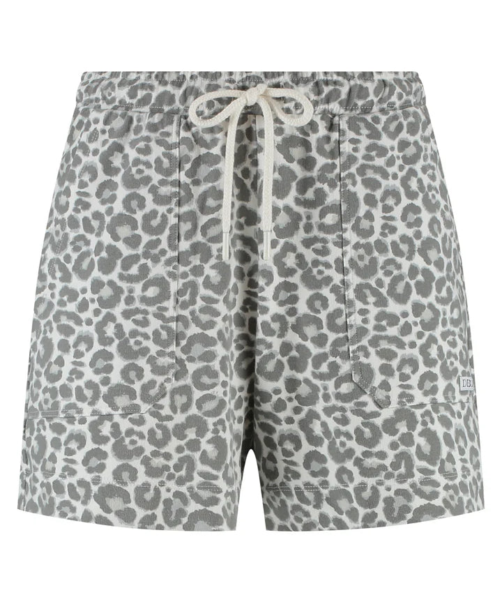 Mira Shorts met panterprint van Deblon