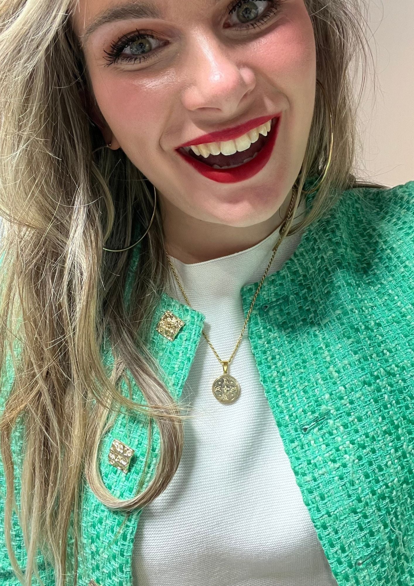 Ketting - Bedel Louis Vuitton goud met logo rondom