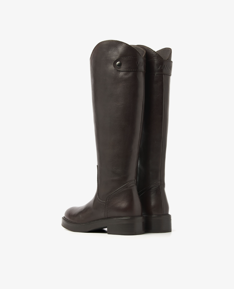 Lucia Rumi Hoge Laarzen