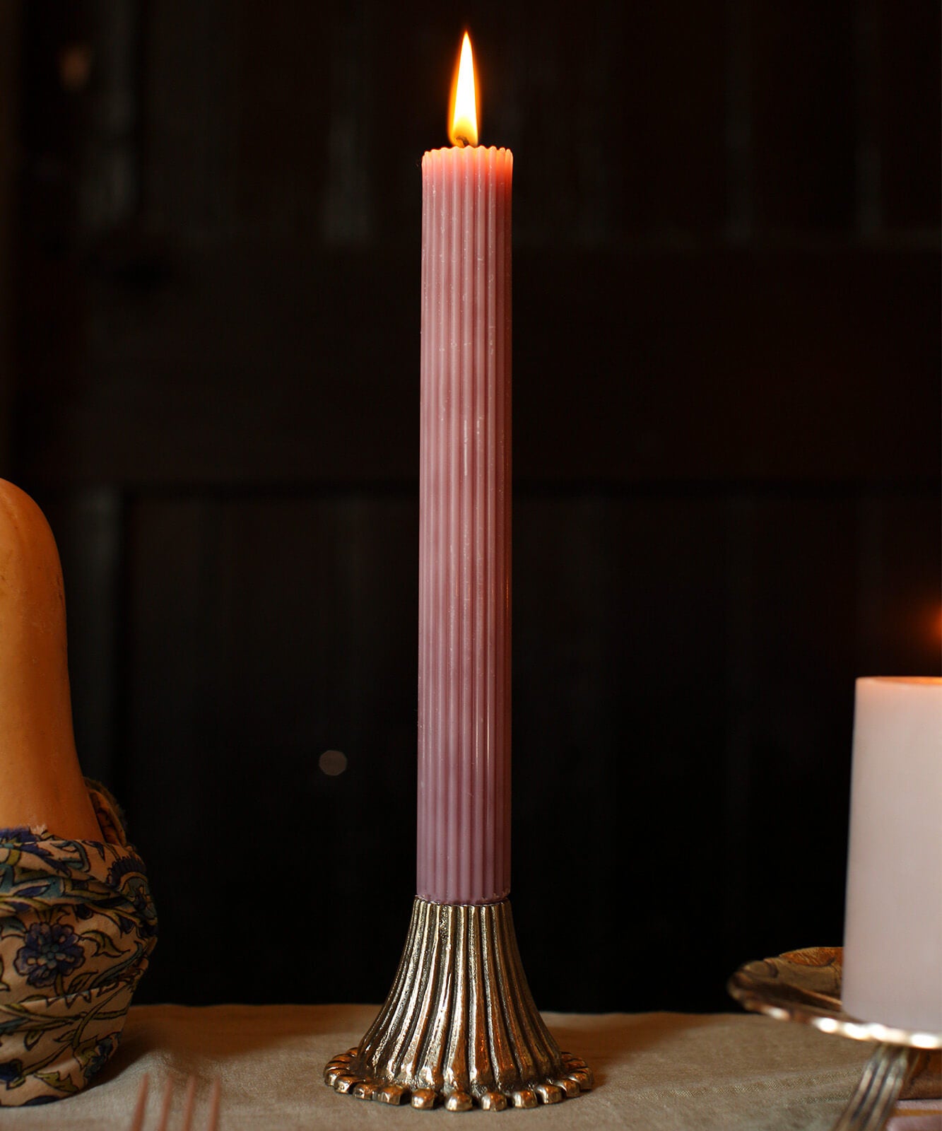 Aya candle holder