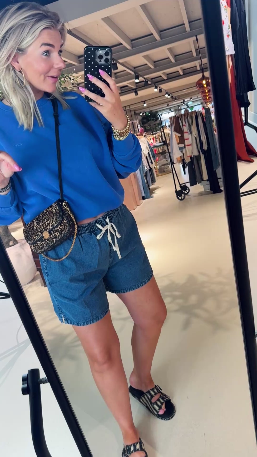 Lili lucky sweater
