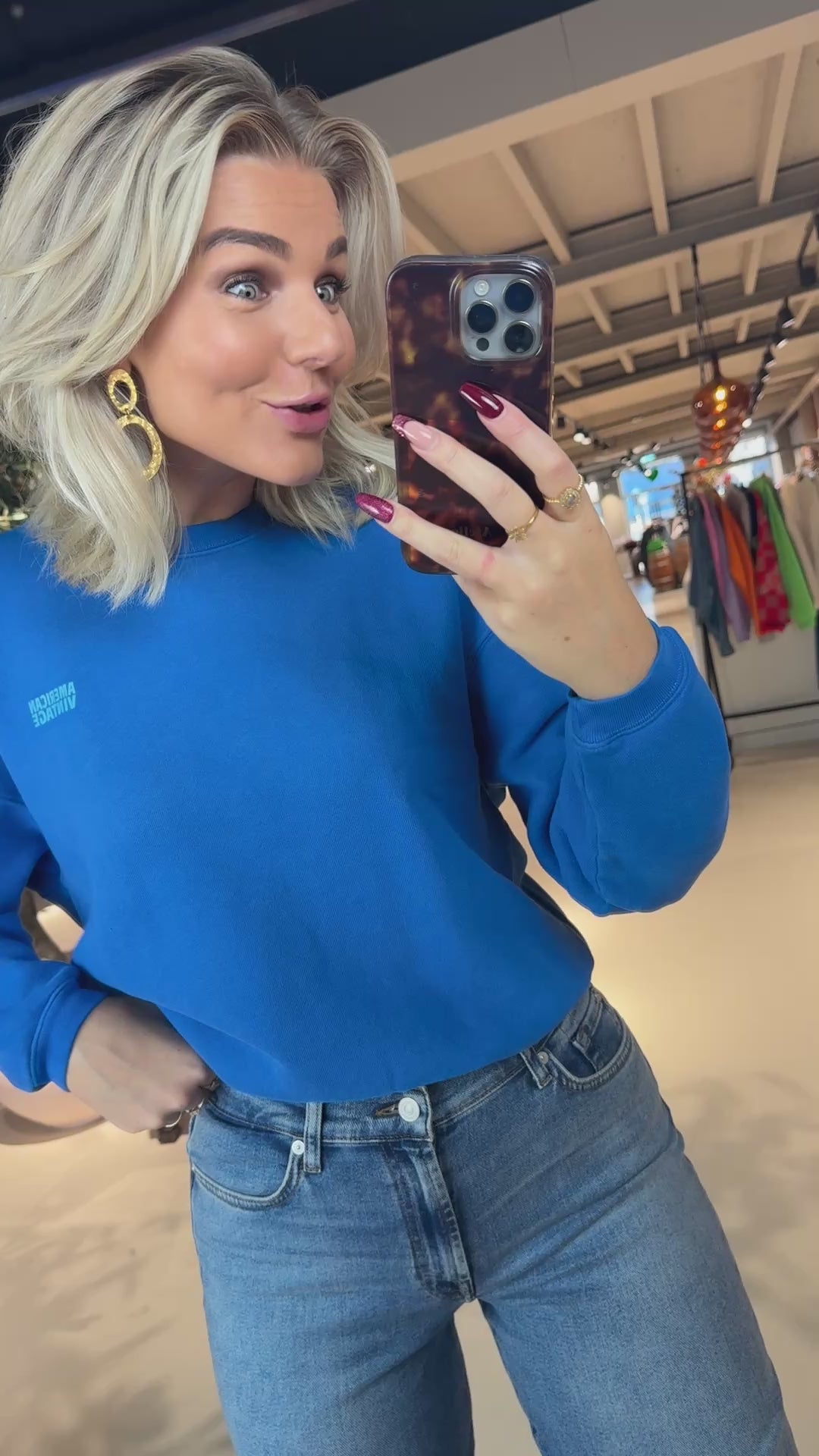 IZU03AH25 Sweater - Reve Vintage