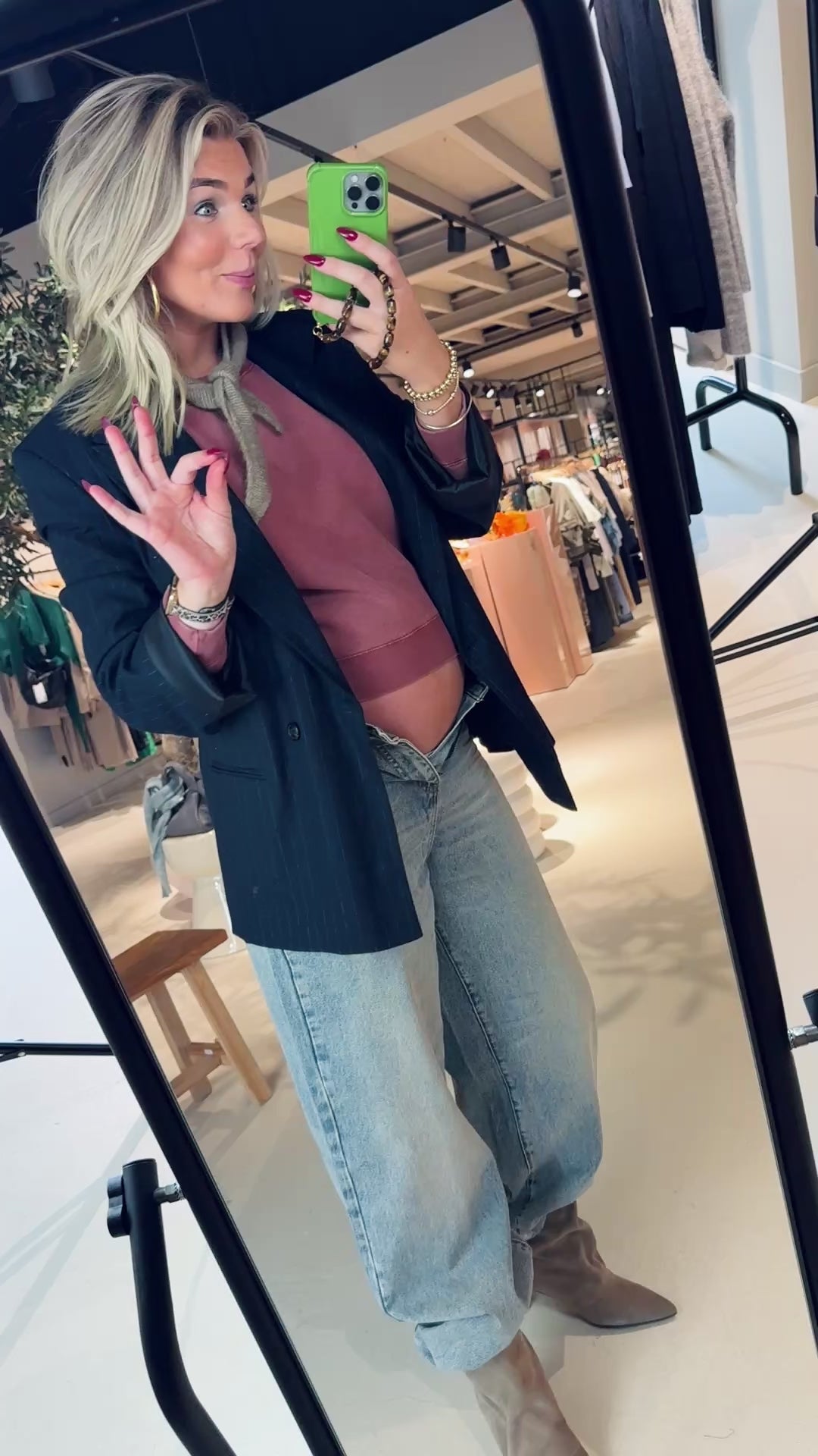 W26N1755 Blazer