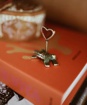 Robbie frog card holder