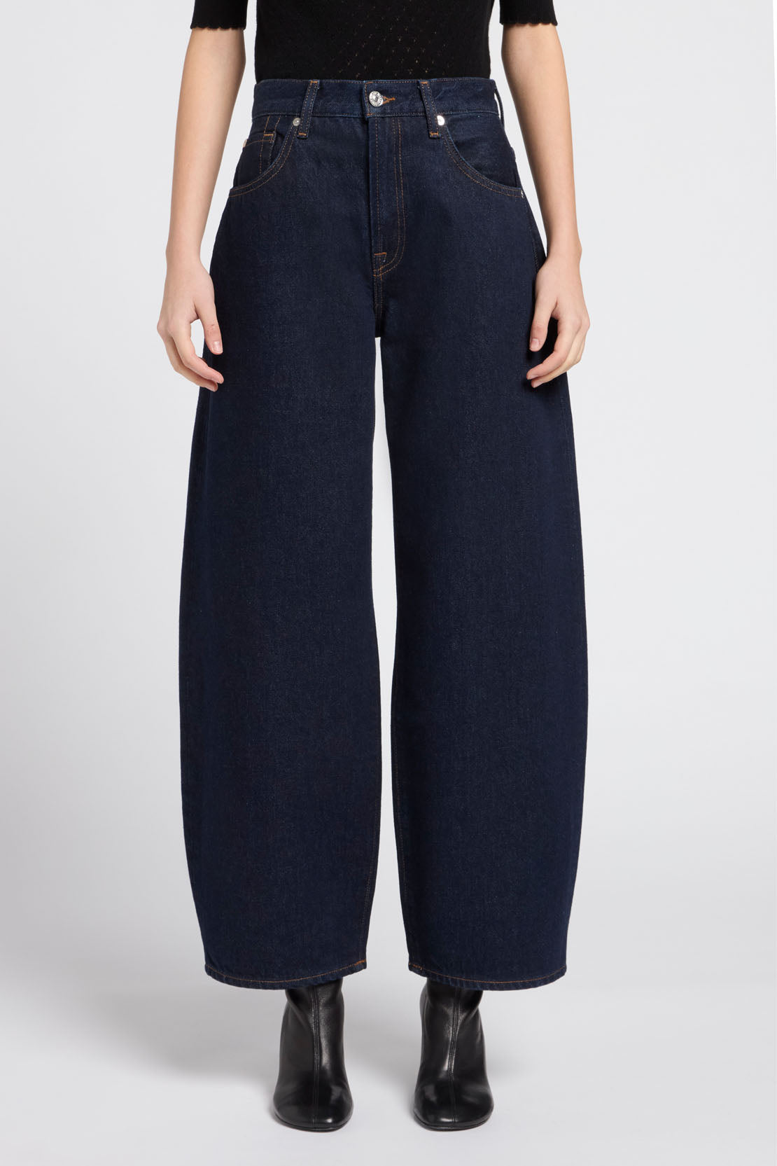Bonnie Curvilinear Jeans